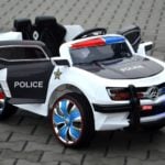 Elektro Kinderfahrzeug lizenziert mit 2 Motoren "Polizei Mustang" ferngesteuert - W 2